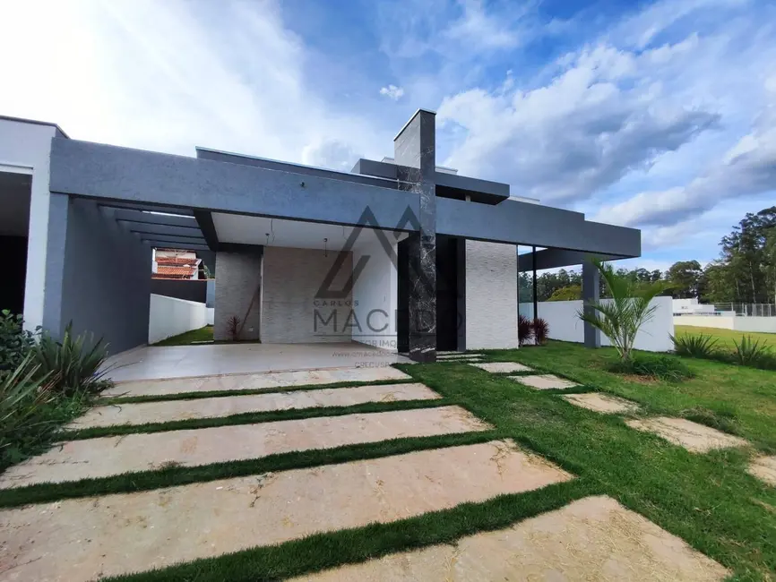 Foto 3 de Casa de Condomínio com 3 quartos à venda, 450m2 em Porangaba - SP