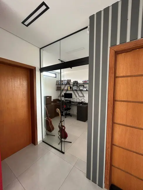 Foto 4 de Casa de Condomínio com 3 quartos à venda, 450m2 em Porangaba - SP