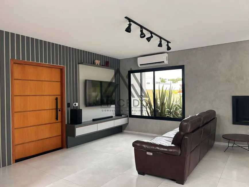 Foto 3 de Casa de Condomínio com 3 quartos à venda, 450m2 em Porangaba - SP