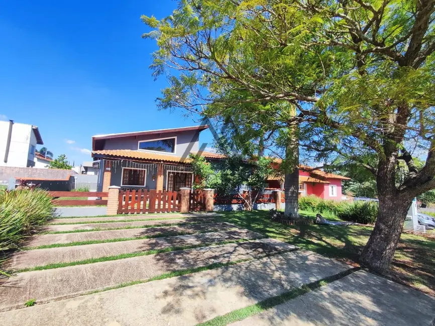 Foto 2 de Casa de Condomínio com 3 quartos à venda, 450m2 em Porangaba - SP