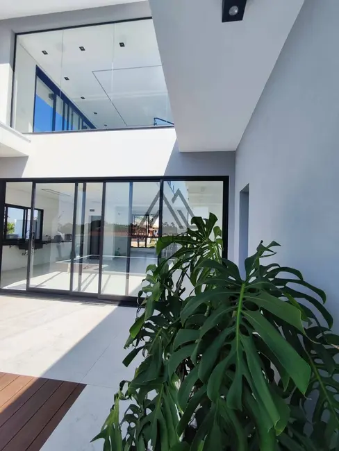 Casa de Condomínio com 4 quartos à venda, 420m2 em Porangaba - SP - imagem 5 Foto 5 de Casa de Condomínio com 4 quartos à venda, 420m2 em Porangaba - SP