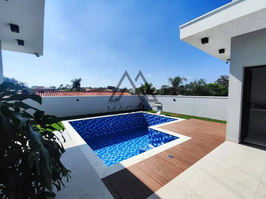 Casa de Condomínio com 4 quartos à venda, 420m2 em Porangaba - SP - imagem 4 Foto 4 de Casa de Condomínio com 4 quartos à venda, 420m2 em Porangaba - SP