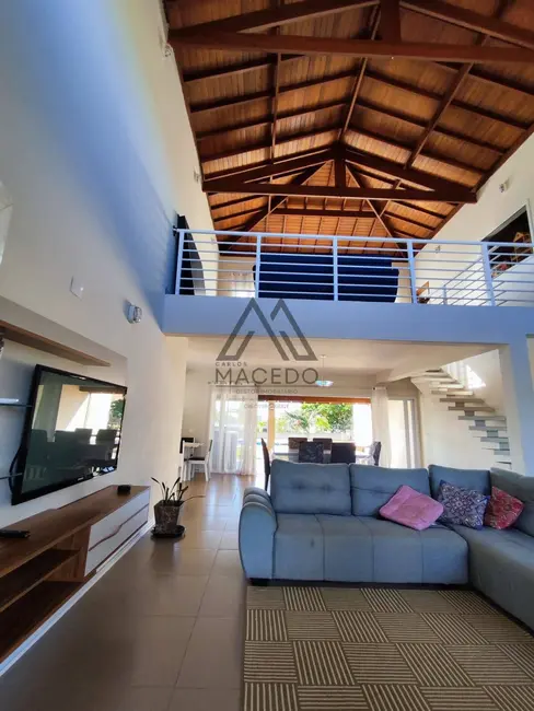 Foto 4 de Casa de Condomínio com 4 quartos à venda, 1000m2 em Cesario Lange - SP