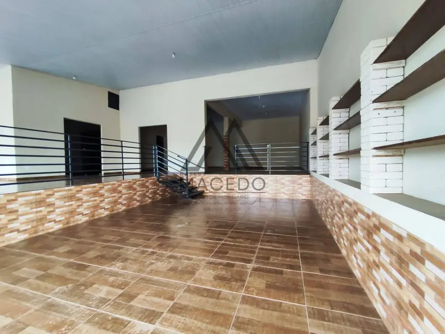 Foto 1 de Sala Comercial à venda e para alugar, 250m2 em Centro, Cesario Lange - SP