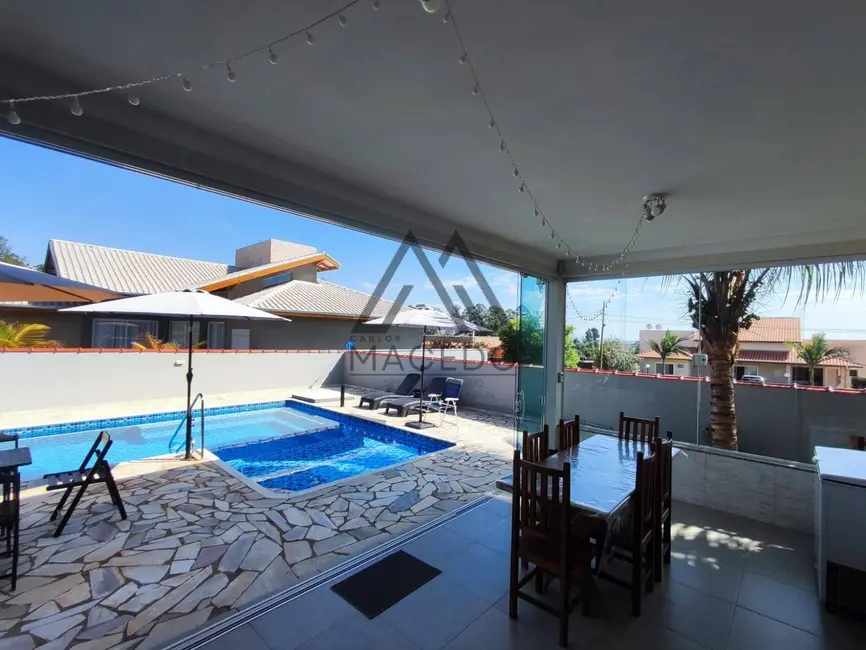 Casa de Condomínio com 3 quartos à venda, 450m2 em Porangaba - SP - imagem 6 Foto 6 de Casa de Condomínio com 3 quartos à venda, 450m2 em Porangaba - SP