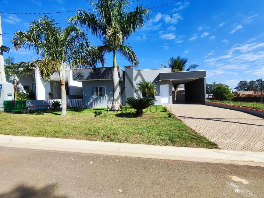 Casa de Condomínio com 3 quartos à venda, 450m2 em Porangaba - SP - imagem 1 Foto 1 de Casa de Condomínio com 3 quartos à venda, 450m2 em Porangaba - SP