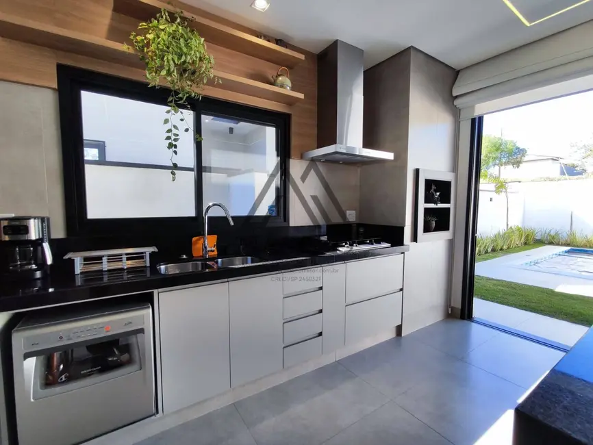 Foto 9 de Casa de Condomínio com 3 quartos à venda, 450m2 em Porangaba - SP