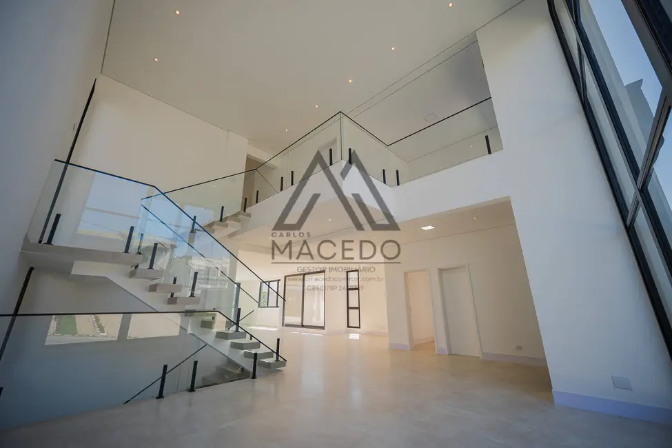 Foto 6 de Casa de Condomínio com 4 quartos à venda, 560m2 em Jardim do Golf I, Jandira - SP