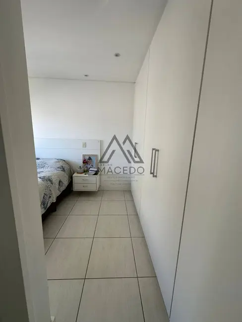 Foto 9 de Apartamento com 2 quartos à venda, 76m2 em Jardim Tupanci, Barueri - SP