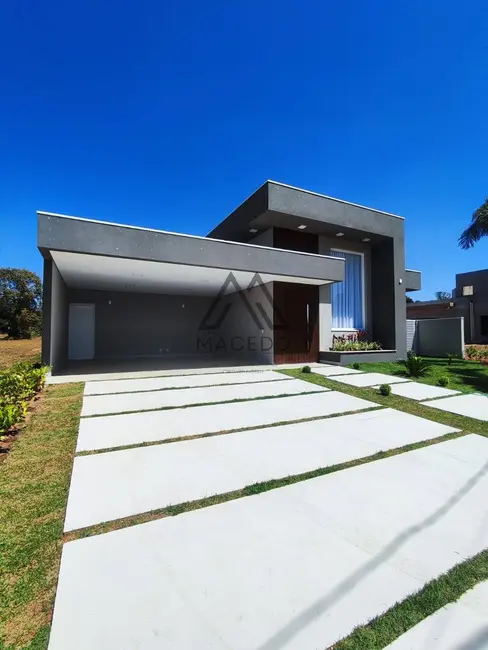 Foto 2 de Casa de Condomínio com 3 quartos à venda, 450m2 em Pardinho - SP