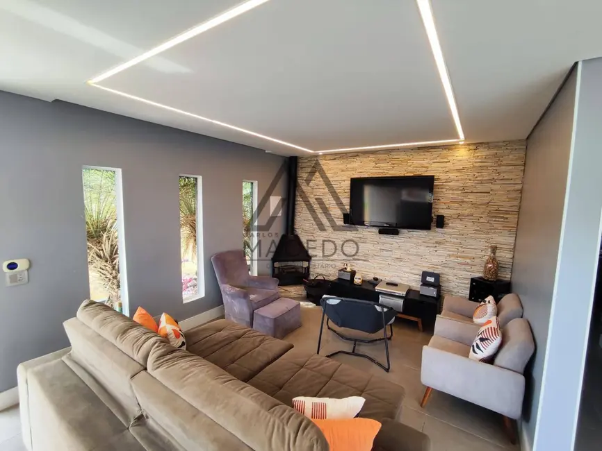 Foto 1 de Casa de Condomínio com 3 quartos à venda, 450m2 em Porangaba - SP