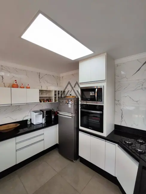 Foto 4 de Casa de Condomínio com 3 quartos à venda, 450m2 em Porangaba - SP