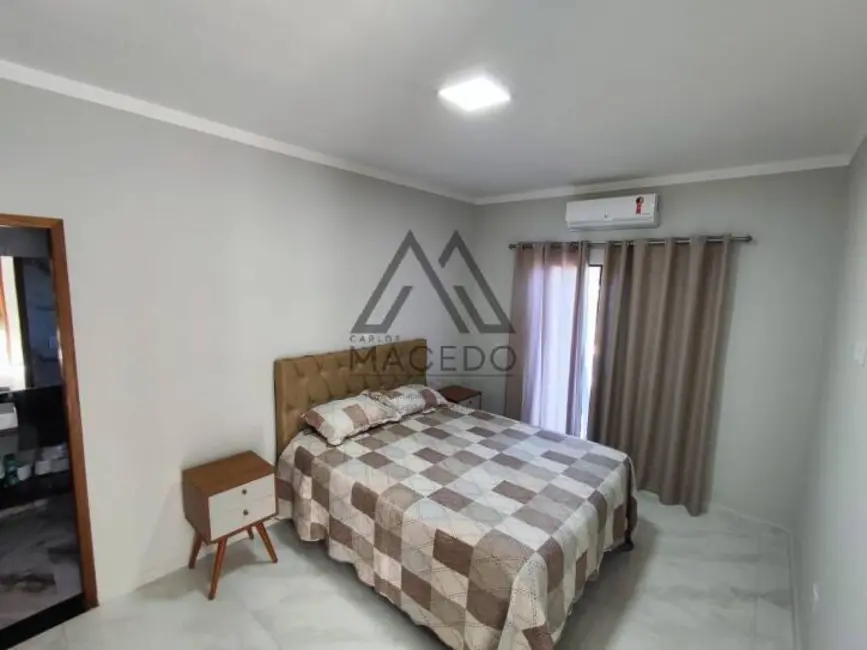 Foto 7 de Casa de Condomínio com 3 quartos à venda, 450m2 em Porangaba - SP