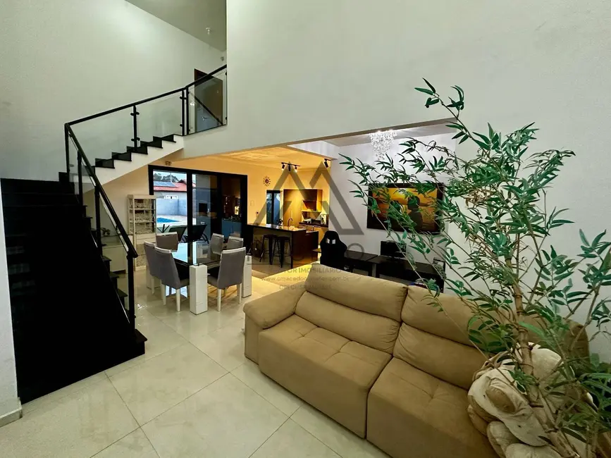 Foto 3 de Casa de Condomínio com 3 quartos à venda, 437m2 em Porangaba - SP