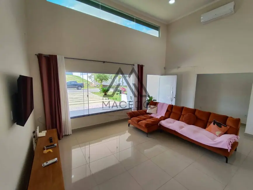 Casa de Condomínio com 3 quartos à venda, 450m2 em Porangaba - SP - imagem 5 Foto 5 de Casa de Condomínio com 3 quartos à venda, 450m2 em Porangaba - SP