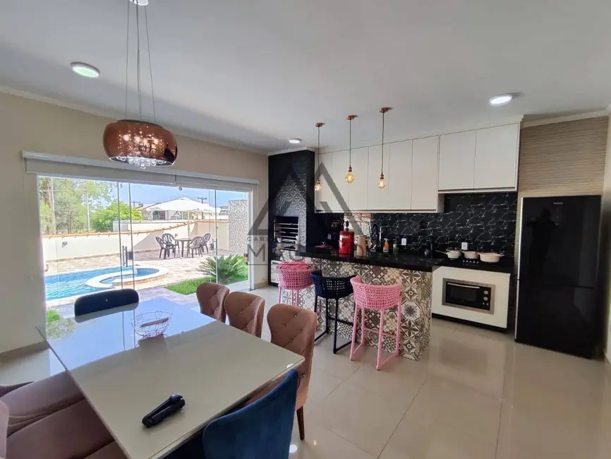 Casa de Condomínio com 3 quartos à venda, 450m2 em Porangaba - SP - imagem 8 Foto 8 de Casa de Condomínio com 3 quartos à venda, 450m2 em Porangaba - SP