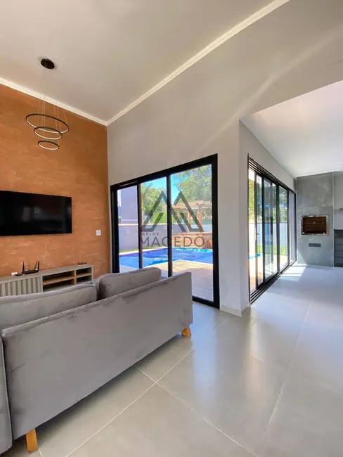 Foto 7 de Casa de Condomínio com 3 quartos à venda, 182m2 em Pardinho - SP