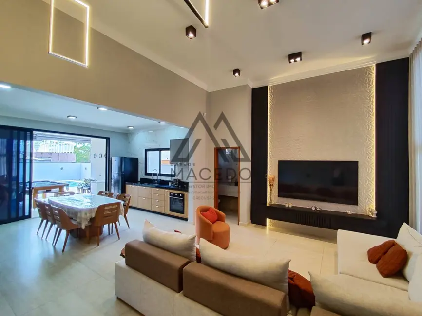 Foto 1 de Casa de Condomínio com 3 quartos à venda, 450m2 em Porangaba - SP