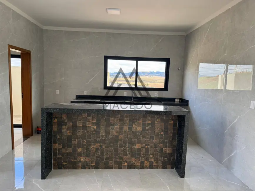 Foto 4 de Casa de Condomínio com 3 quartos à venda, 437m2 em Pardinho - SP