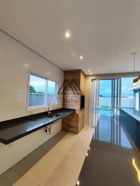 Foto 5 de Casa de Condomínio à venda, 420m2 em Pardinho - SP