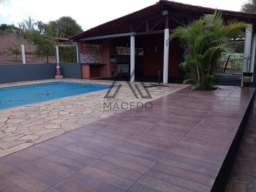 Foto 2 de Casa com 3 quartos à venda, 2000m2 em Jardim Gramado, Tatui - SP