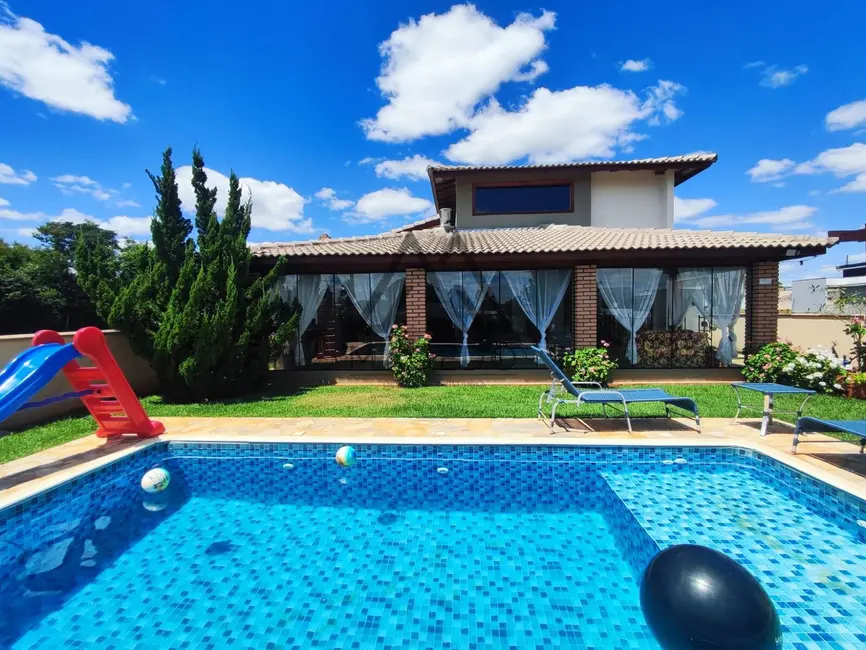 Foto 4 de Casa com 3 quartos à venda, 450m2 em Porangaba - SP