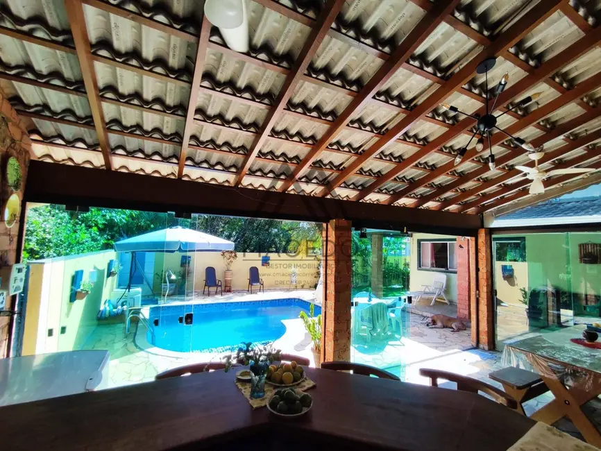 Foto 2 de Casa de Condomínio com 3 quartos à venda, 450m2 em Porangaba - SP