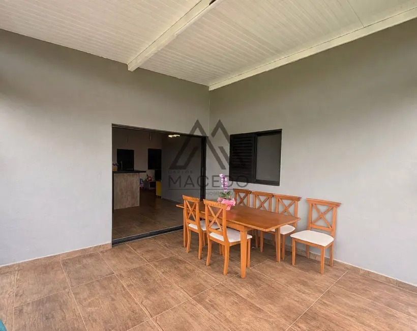 Foto 7 de Chácara com 2 quartos à venda, 1000m2 em Jardim Bela Vista, Tatui - SP