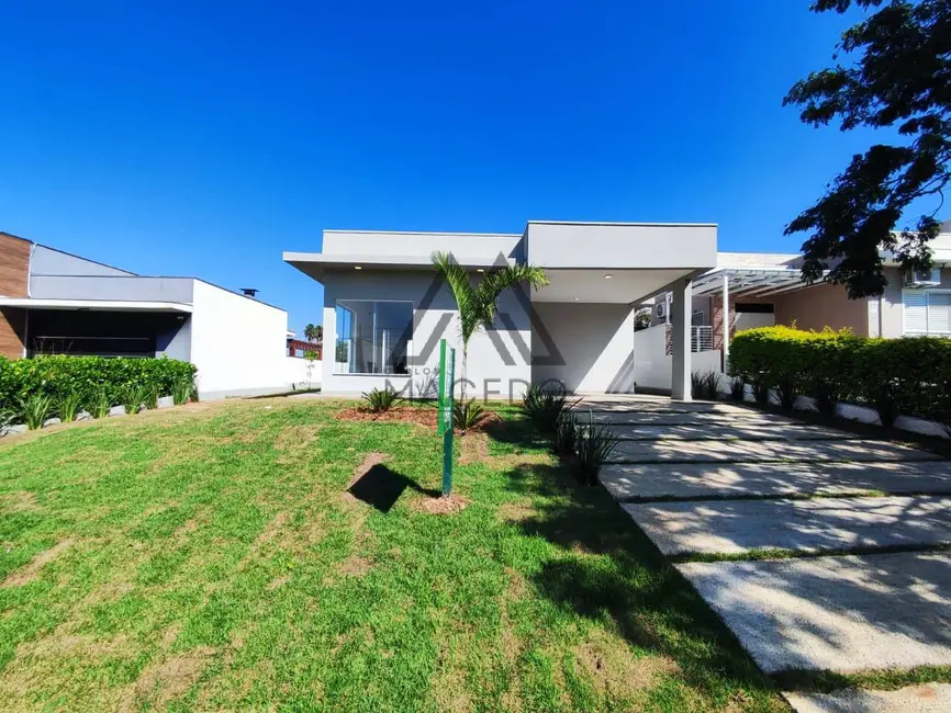 Foto 1 de Casa de Condomínio com 3 quartos à venda, 450m2 em Porangaba - SP