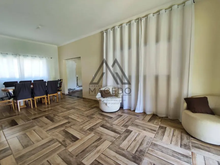 Foto 5 de Chácara com 4 quartos à venda, 1000m2 em Porangaba - SP