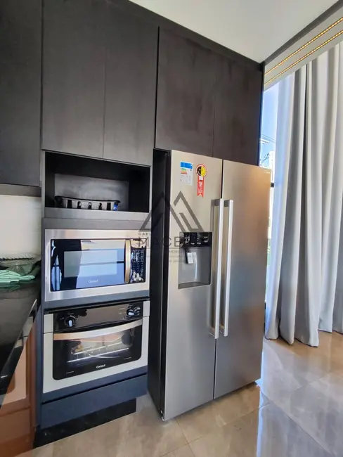 Foto 8 de Casa de Condomínio com 3 quartos à venda, 1000m2 em Cesario Lange - SP