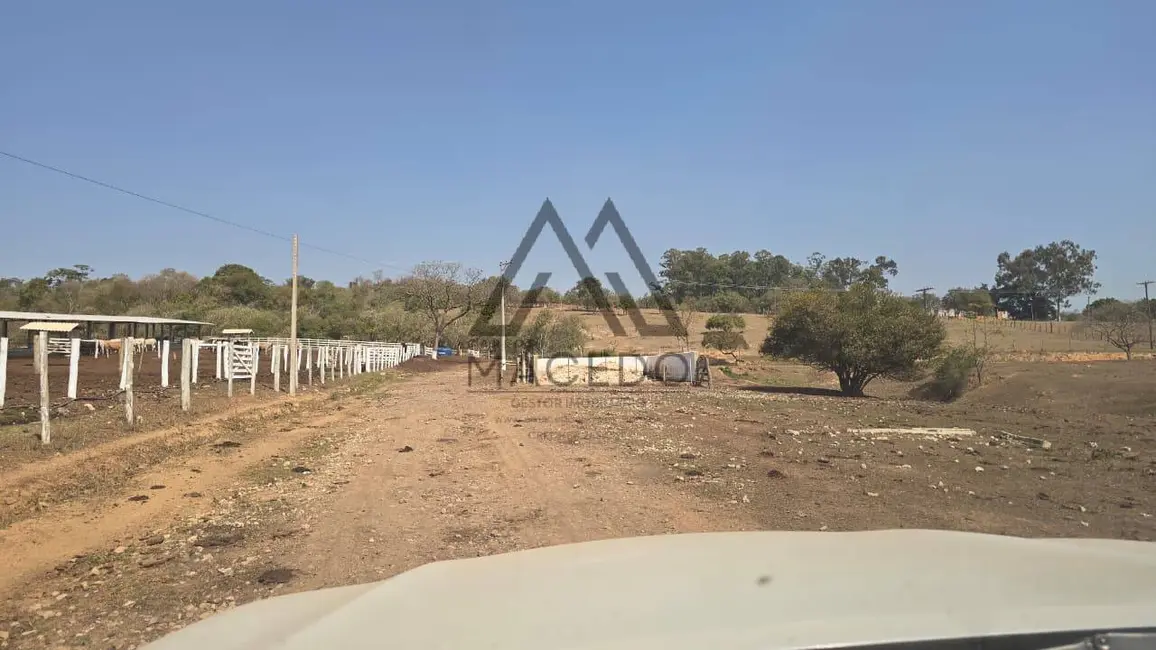 Foto 5 de Sítio / Rancho à venda, 14m2 em Centro, Cesario Lange - SP