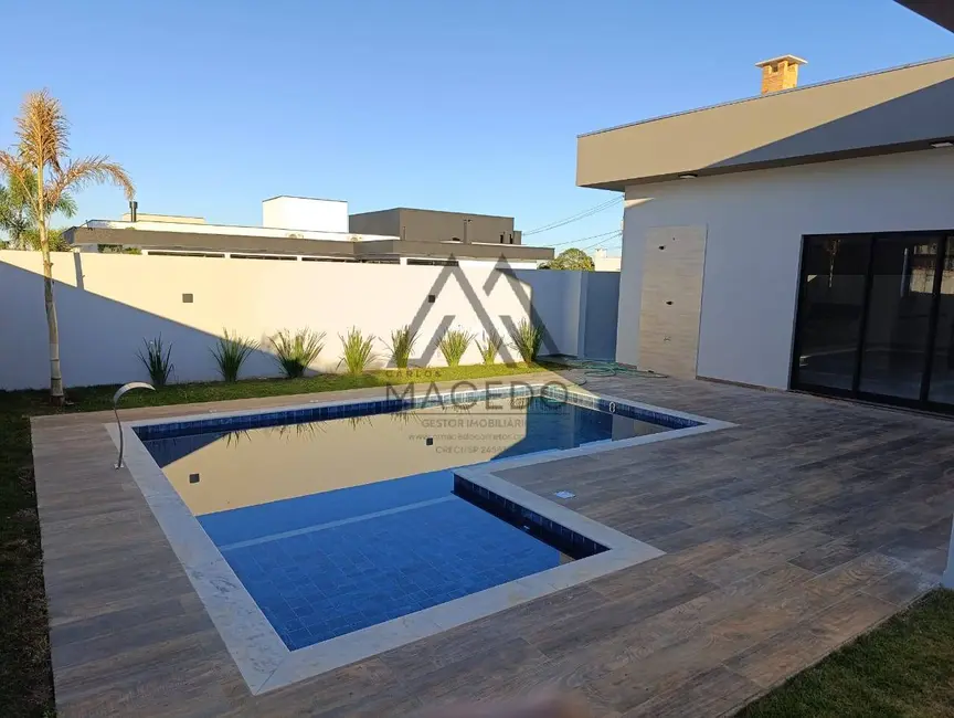 Casa de Condomínio com 3 quartos à venda, 450m2 em Pardinho - SP - imagem 6 Foto 6 de Casa de Condomínio com 3 quartos à venda, 450m2 em Pardinho - SP