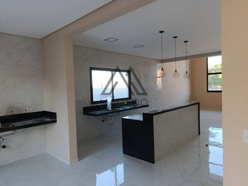 Casa de Condomínio com 3 quartos à venda, 450m2 em Pardinho - SP - imagem 8 Foto 8 de Casa de Condomínio com 3 quartos à venda, 450m2 em Pardinho - SP