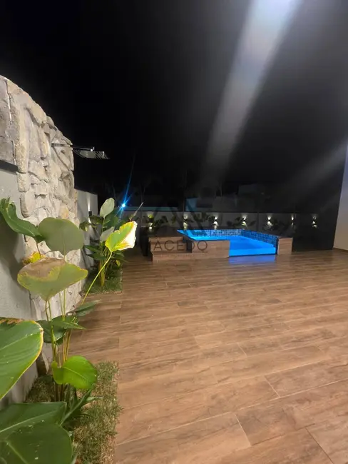 Casa de Condomínio com 3 quartos à venda, 420m2 em Pardinho - SP - imagem 6 Foto 6 de Casa de Condomínio com 3 quartos à venda, 420m2 em Pardinho - SP