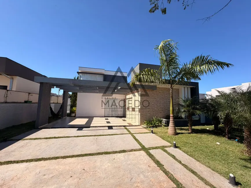 Foto 2 de Casa com 3 quartos à venda, 420m2 em Pardinho - SP