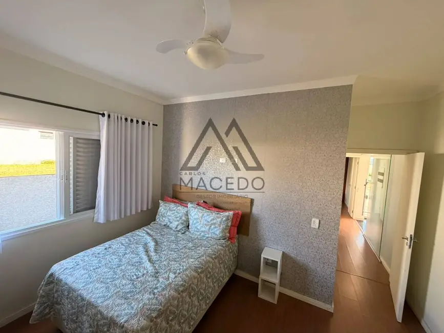 Foto 8 de Casa com 3 quartos à venda, 420m2 em Pardinho - SP