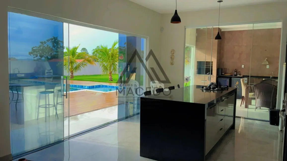 Foto 9 de Casa com 3 quartos à venda, 900m2 em Porangaba - SP