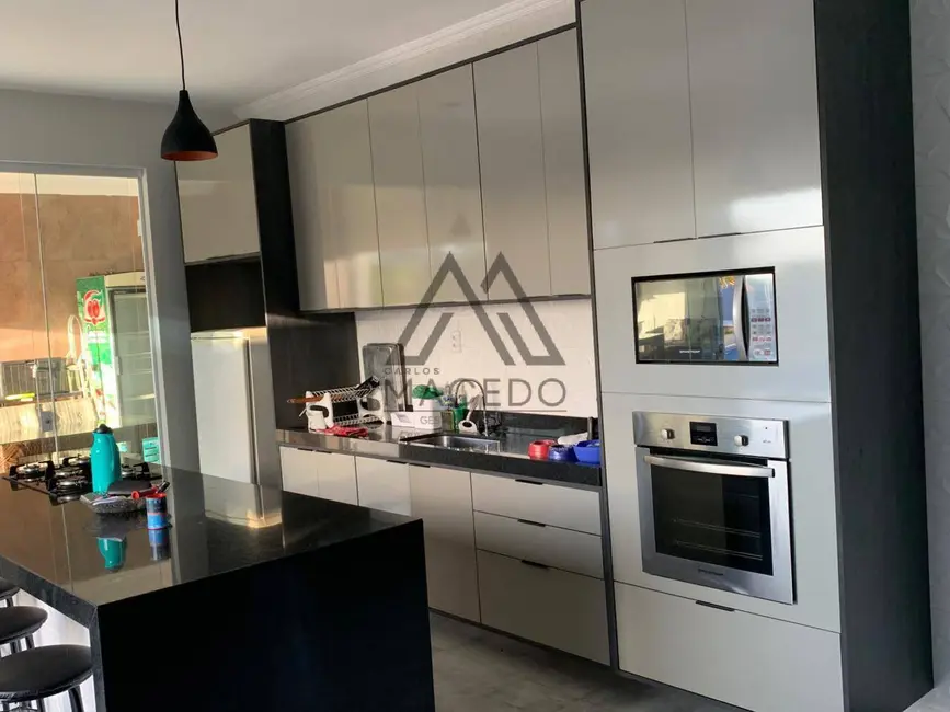 Foto 7 de Casa com 3 quartos à venda, 900m2 em Porangaba - SP