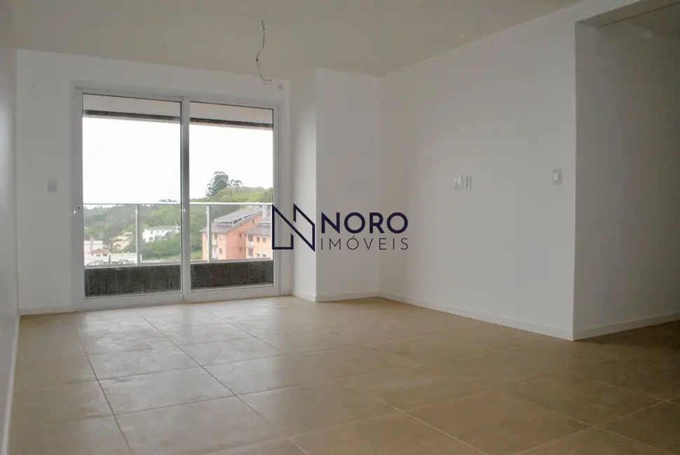 Foto 2 de Apartamento com 3 quartos à venda, 151m2 em Km 3, Santa Maria - RS