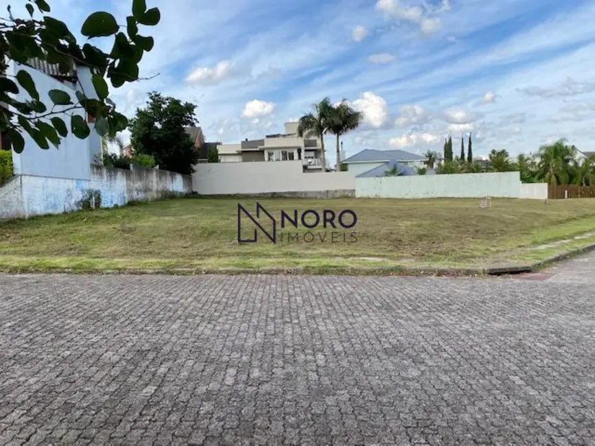 Foto 1 de Terreno / Lote à venda, 1109m2 em São José, Santa Maria - RS