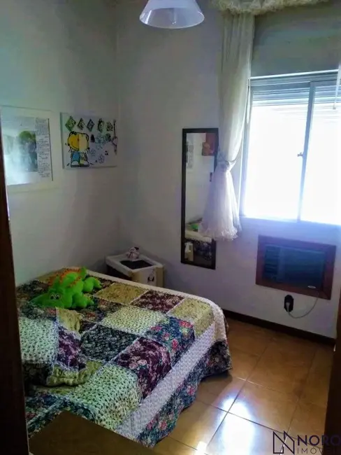 Foto 9 de Apartamento com 4 quartos à venda, 148m2 em Centro, Santa Maria - RS