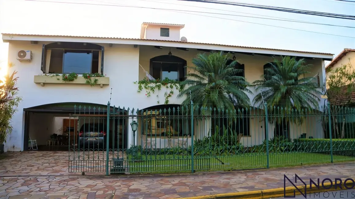 Casa com 5 quartos para alugar, 540m2 em Nossa Senhora de Lourdes, Santa Maria - RS - imagem 1 Foto 1 de Casa com 5 quartos para alugar, 540m2 em Nossa Senhora de Lourdes, Santa Maria - RS