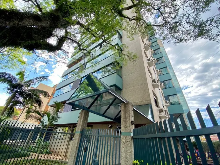 Foto 1 de Apartamento com 3 quartos à venda, 241m2 em Nossa Senhora Medianeira, Santa Maria - RS