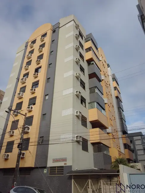 Foto 1 de Apartamento com 3 quartos à venda, 110m2 em Centro, Santa Maria - RS