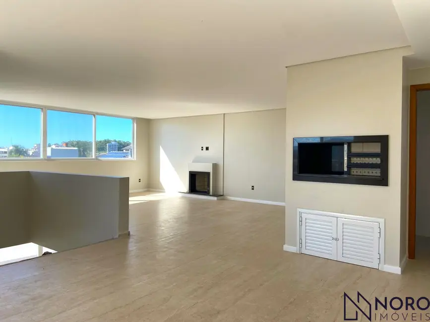 Foto 1 de Apartamento com 3 quartos à venda, 191m2 em Camobi, Santa Maria - RS