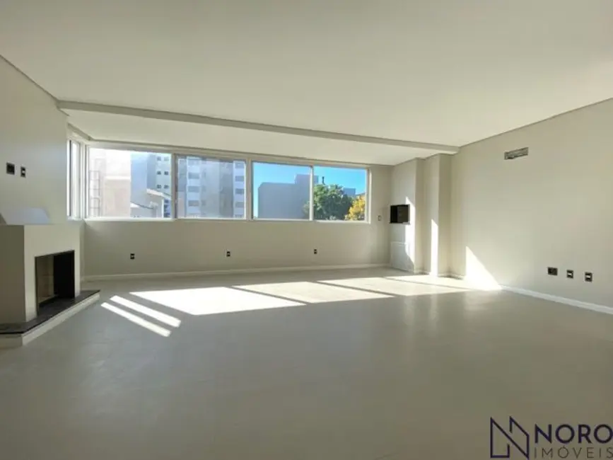 Foto 1 de Apartamento com 3 quartos à venda, 107m2 em Camobi, Santa Maria - RS