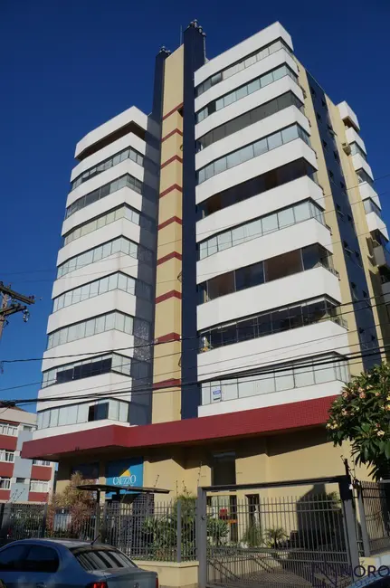 Foto 1 de Apartamento com 2 quartos à venda, 104m2 em Centro, Santa Maria - RS