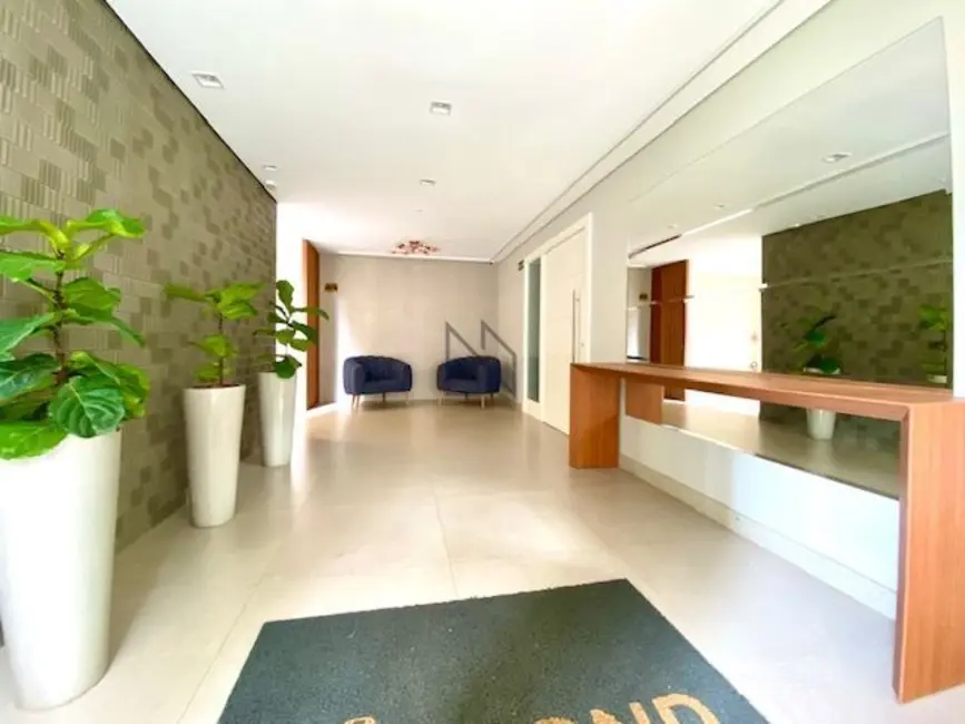Foto 2 de Apartamento com 3 quartos à venda, 221m2 em Nossa Senhora de Lourdes, Santa Maria - RS