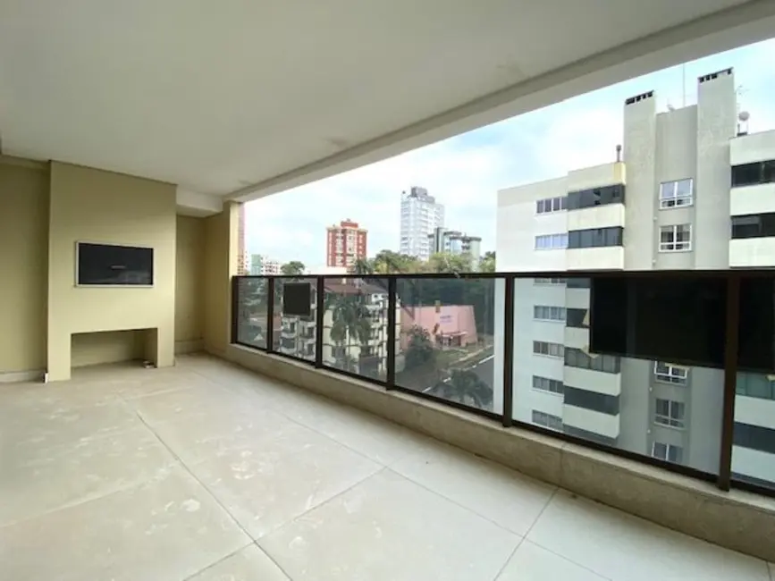 Foto 8 de Apartamento com 3 quartos à venda, 170m2 em Nossa Senhora de Lourdes, Santa Maria - RS